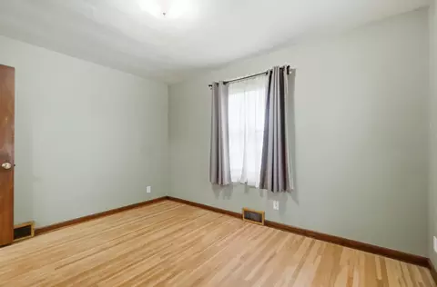 Bedroom - 101 Johns Ave, Lima, OH 45807 photo 2 of 3