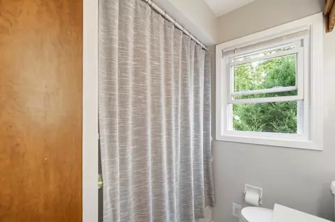 Bath - 101 Johns Ave, Lima, OH 45807 photo 1 of 2