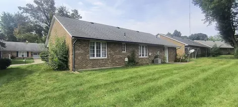Exterior - 2230 Manhattan Blvd, Springfield, OH 45504 photo 5 of 5