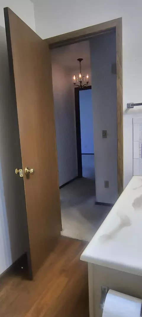Bath - 2230 Manhattan Blvd, Springfield, OH 45504 photo 6 of 6