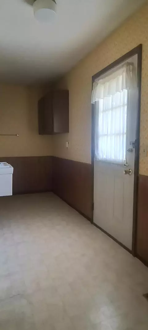 Other - 2230 Manhattan Blvd, Springfield, OH 45504 photo 6 of 17
