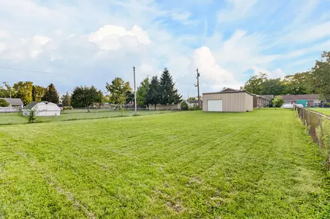 Exterior - 515 Sycamore Ave, Sidney, OH 45365 photo 7 of 8