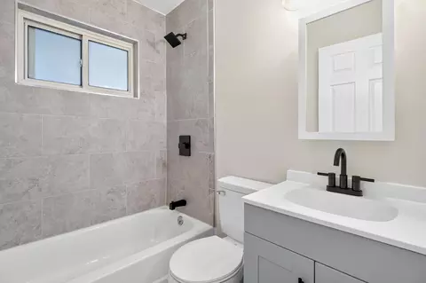 Bath - 515 Sycamore Ave, Sidney, OH 45365 photo 1 of 3