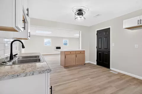 Entry Way - 515 Sycamore Ave, Sidney, OH 45365 photo 1 of 1