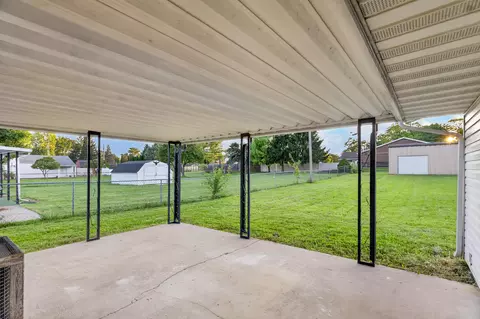 Exterior - 515 Sycamore Ave, Sidney, OH 45365 photo 3 of 8