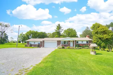 10365 Shelby Freyburg Rd, Wapakoneta, OH 45895