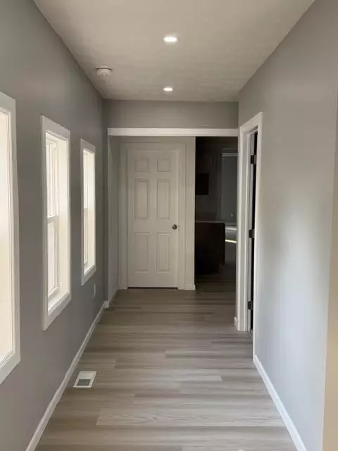 Entry Way - 1126 Burt St, Springfield, OH 45505 photo 1 of 2