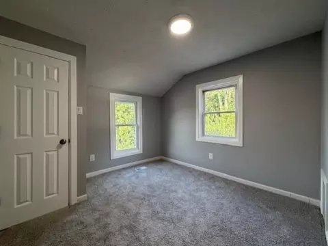 Bedroom - 1126 Burt St, Springfield, OH 45505 photo 4 of 6