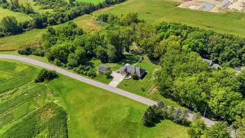 View/Area - 383 Titus Rd, Springfield, OH 45505 photo 1 of 3