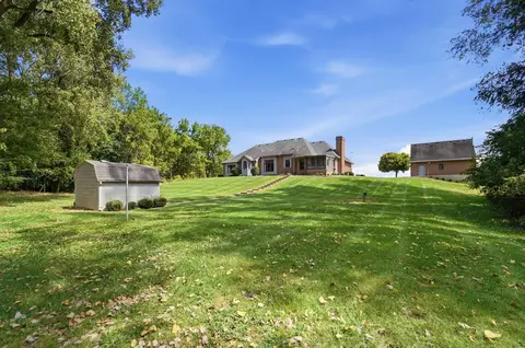 Exterior - 383 Titus Rd, Springfield, OH 45505 photo 22 of 24