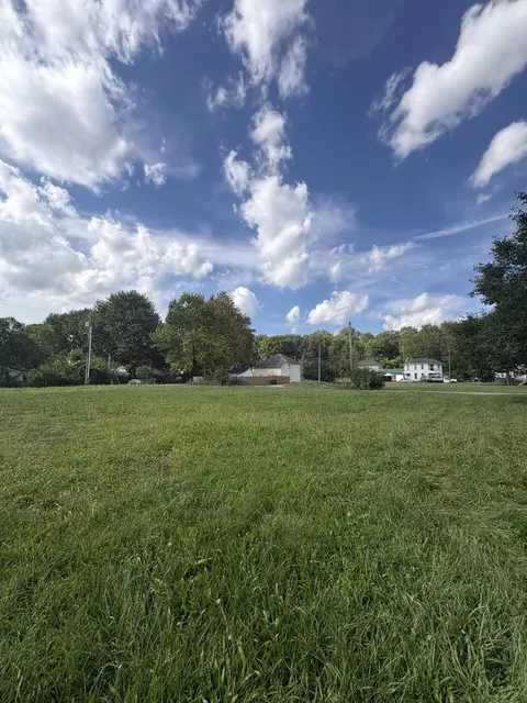 240 E Main St, Piqua, OH 45356 photo 9