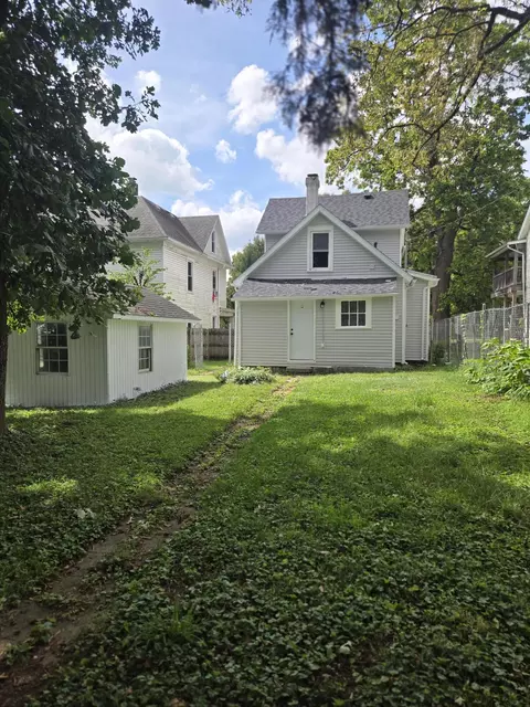 Exterior - 32 S Florence St, Springfield, OH 45505 photo 6 of 6