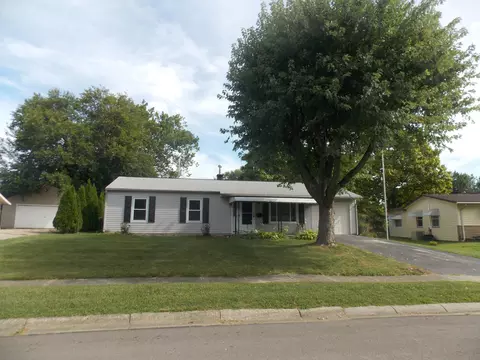 1738 Lundgren Rd, New Carlisle, OH 45344