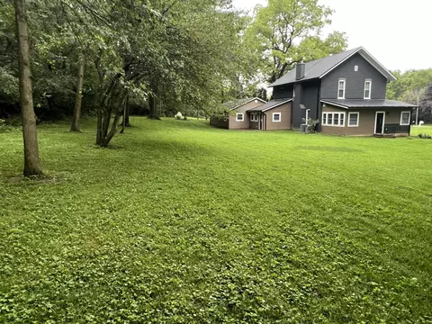 Exterior - 724 Riverside Dr, Sidney, OH 45365 photo 5 of 9