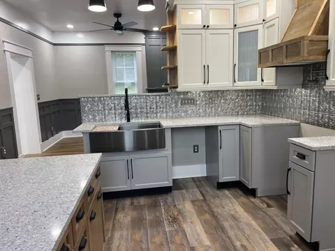 Kitchen - 724 Riverside Dr, Sidney, OH 45365 photo 3 of 4