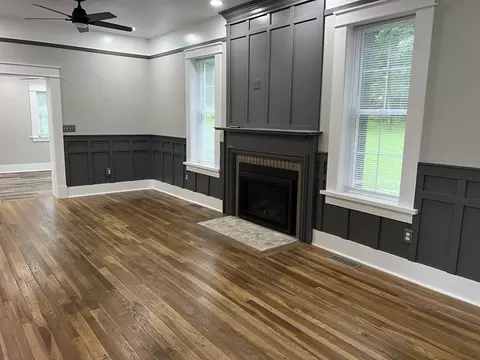 Living - 724 Riverside Dr, Sidney, OH 45365 photo 3 of 8