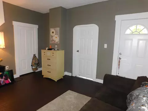 Entry Way - 352 Buxton Ave, Springfield, OH 45505 photo 1 of 1