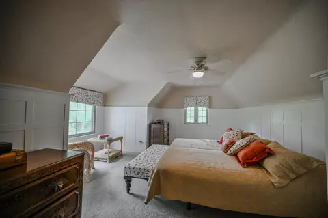 Bedroom - 286 N Broadmoor Blvd, Springfield, OH 45504 photo 2 of 4