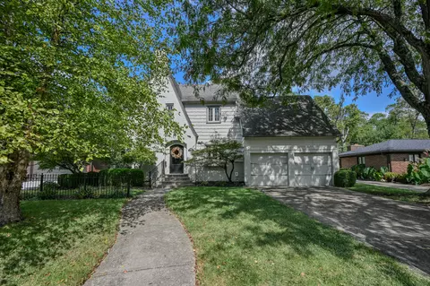Exterior - 286 N Broadmoor Blvd, Springfield, OH 45504 photo 4 of 14