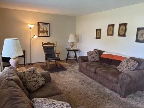 213 E North St, Anna, OH 45302 photo 6