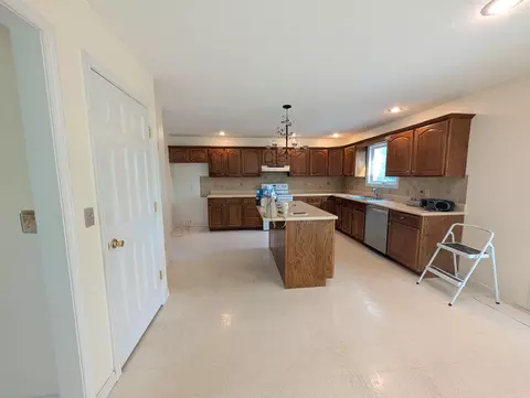 Kitchen - 343 Windsor Park, Sidney, OH 45365 photo 2 of 4