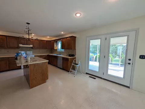 Kitchen - 343 Windsor Park, Sidney, OH 45365 photo 3 of 4