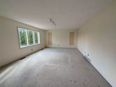 Living - 343 Windsor Park, Sidney, OH 45365 photo 1 of 4