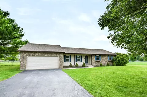 Exterior - 4268 Joshane St, Springfield, OH 45502 photo 2 of 23