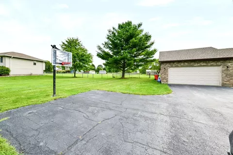 Exterior - 4268 Joshane St, Springfield, OH 45502 photo 21 of 23