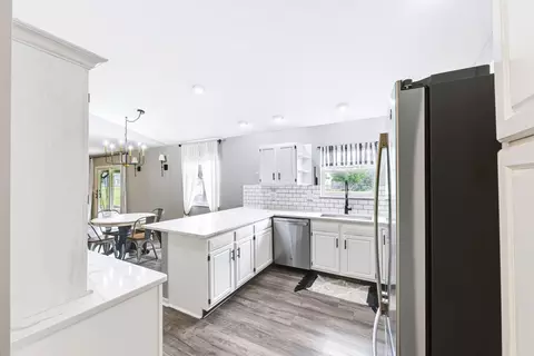 Kitchen - 4268 Joshane St, Springfield, OH 45502 photo 6 of 6