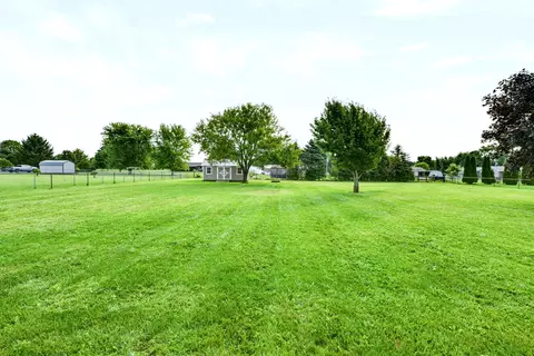 Exterior - 4268 Joshane St, Springfield, OH 45502 photo 5 of 23