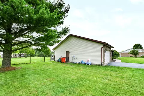 Exterior - 4268 Joshane St, Springfield, OH 45502 photo 20 of 23