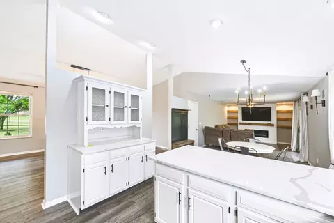 Kitchen - 4268 Joshane St, Springfield, OH 45502 photo 5 of 6