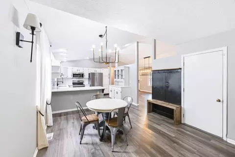 Dining - 4268 Joshane St, Springfield, OH 45502 photo 1 of 3