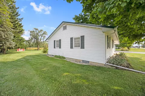 Exterior - 250 W Geneva St, Dunkirk, OH 45836 photo 10 of 11