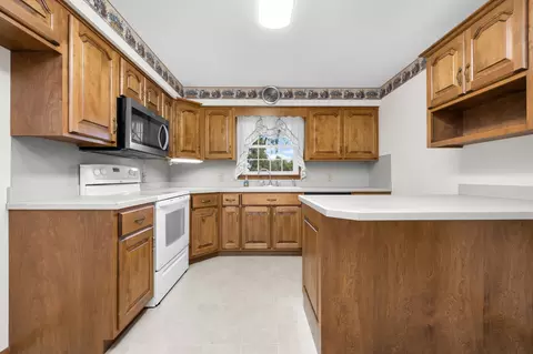 Kitchen - 250 W Geneva St, Dunkirk, OH 45836 photo 2 of 4