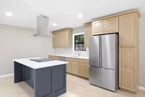 Kitchen - 1231 White Oak Dr, Springfield, OH 45504 photo 3 of 3