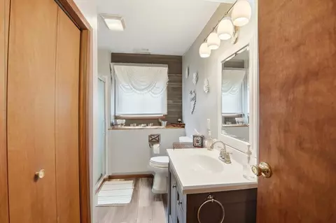 Bath - 4025 Penny Pike, Springfield, OH 45502 photo 2 of 2