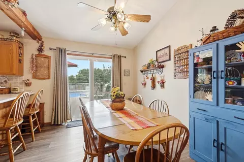 Dining - 4025 Penny Pike, Springfield, OH 45502 photo 1 of 1