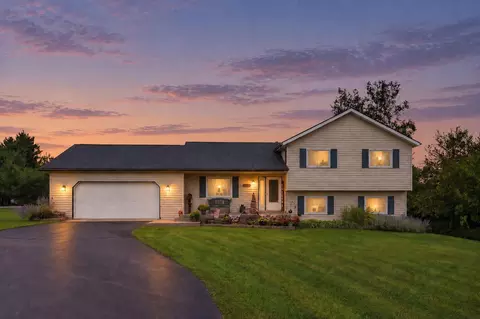 Exterior - 4025 Penny Pike, Springfield, OH 45502 photo 2 of 12
