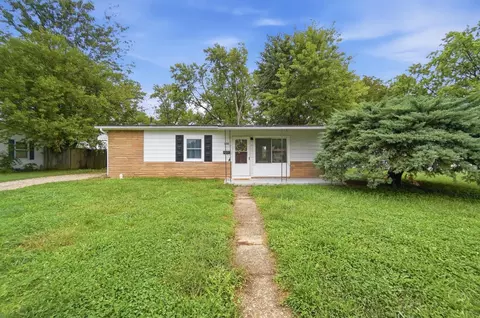 800 N Scott St, New Carlisle, OH 45344