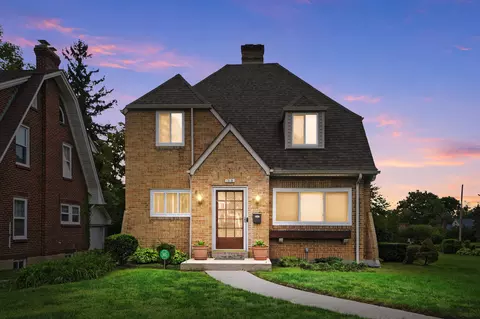 1318 Princeton Dr, Dayton, OH 45406