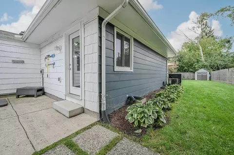 Exterior - 104 Berkley Rd, Springfield, OH 45504 photo 10 of 12