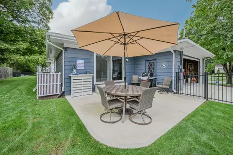 Exterior - 104 Berkley Rd, Springfield, OH 45504 photo 5 of 12