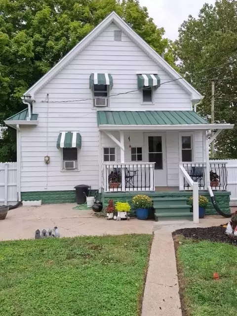 Exterior - 21 N Douglas Ave, Springfield, OH 45503 photo 3 of 3