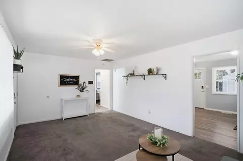 Living - 2666 Elmore Dr, Springfield, OH 45505 photo 4 of 4