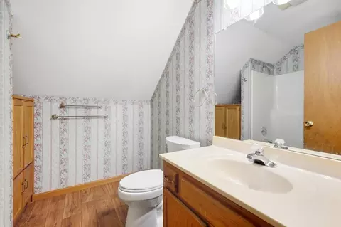 Bath - 2881 Deer Run Rd, Springfield, OH 45504 photo 5 of 6