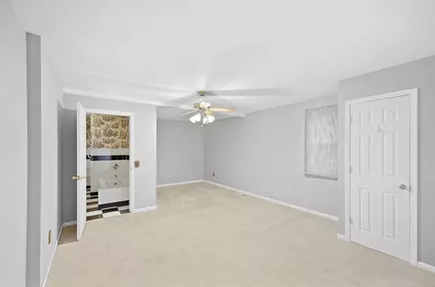 Bedroom - 1511 Edgewood Ave, Springfield, OH 45503 photo 2 of 6