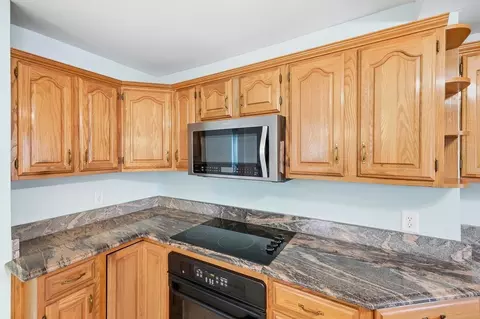 Kitchen - 1511 Edgewood Ave, Springfield, OH 45503 photo 3 of 4