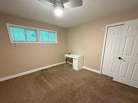 Bedroom - 1232 Holly Dr, Springfield, OH 45504 photo 7 of 10